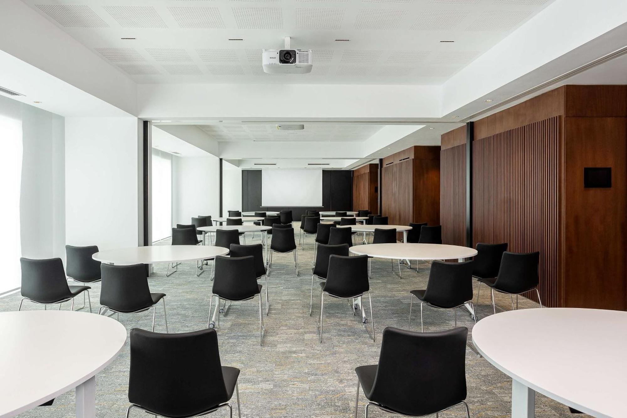 Radisson Hotel Tunis, City Center Екстериор снимка