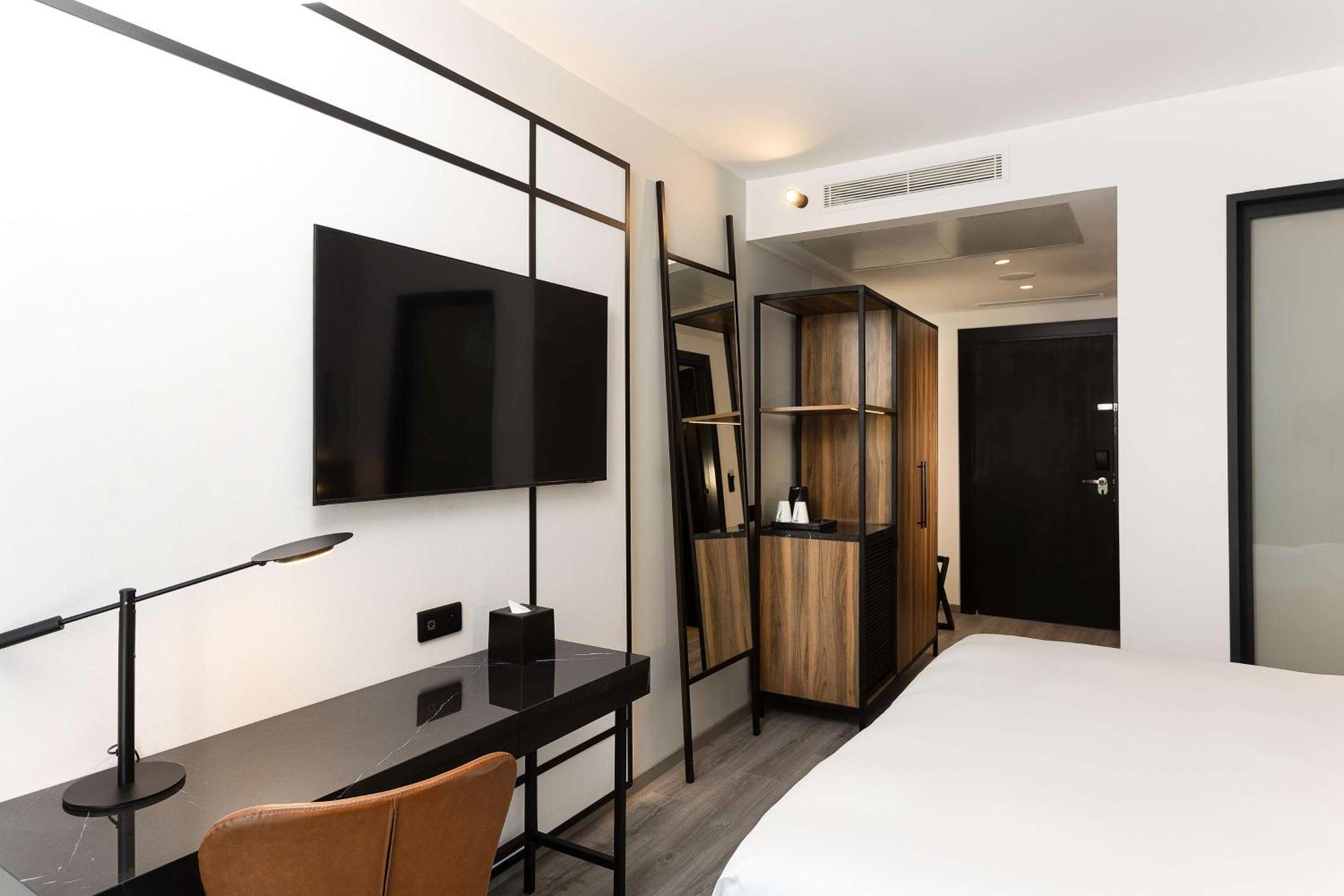 Radisson Hotel Tunis, City Center Екстериор снимка