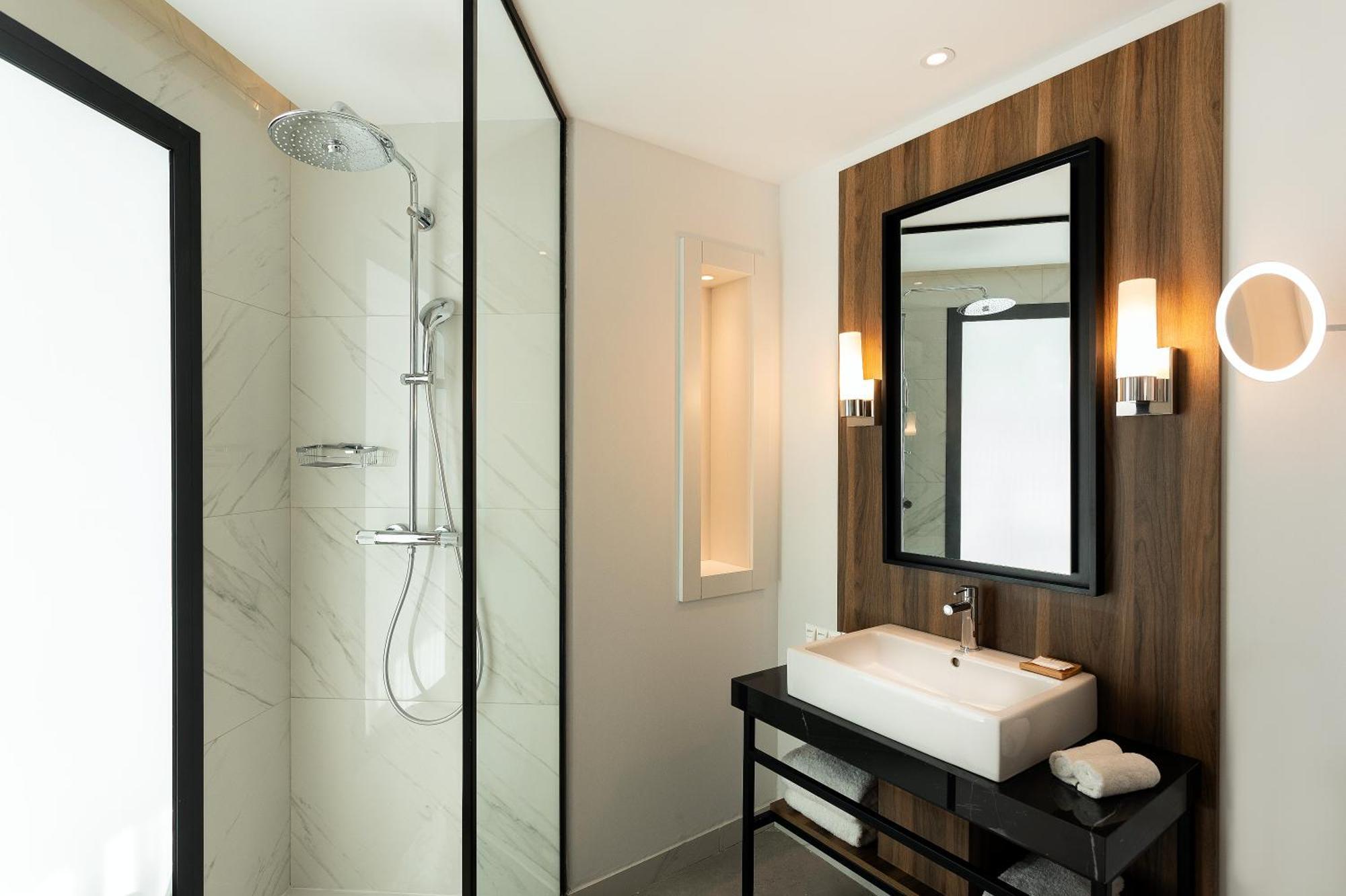 Radisson Hotel Tunis, City Center Екстериор снимка